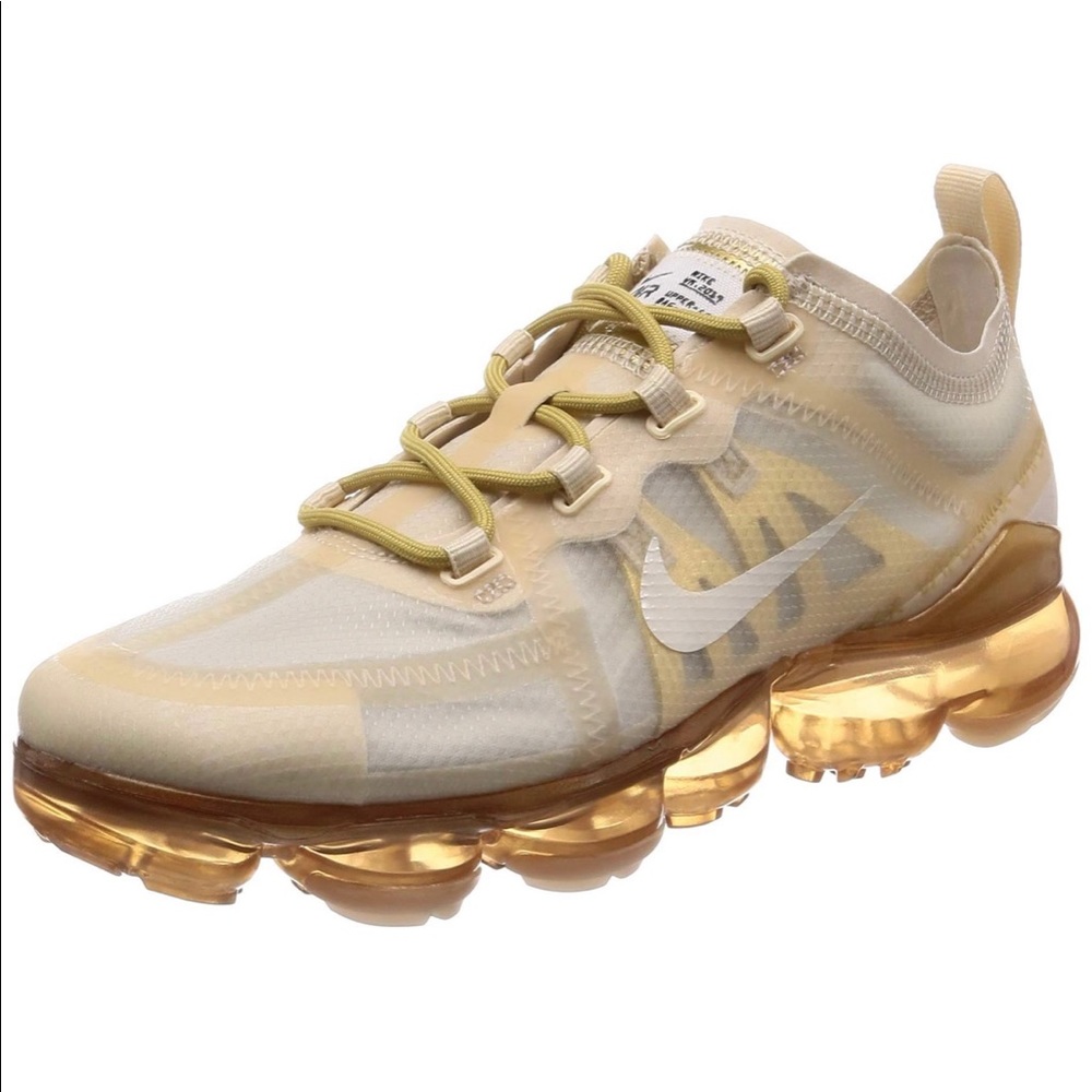 Nike Womens Vapormax size 7.5 lightly worn